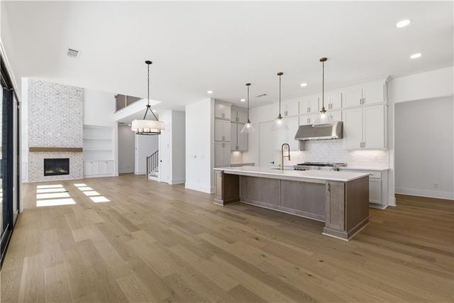 4300 HAWTHORN Circle, Alpharetta, GA 30022