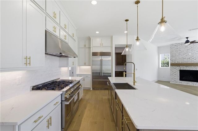 4300 HAWTHORN Circle, Alpharetta, GA 30022