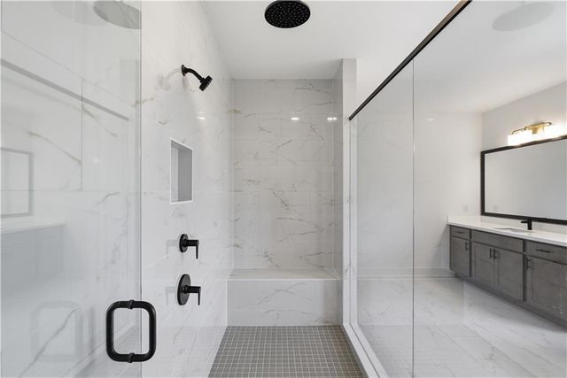 4300 HAWTHORN Circle, Alpharetta, GA 30022