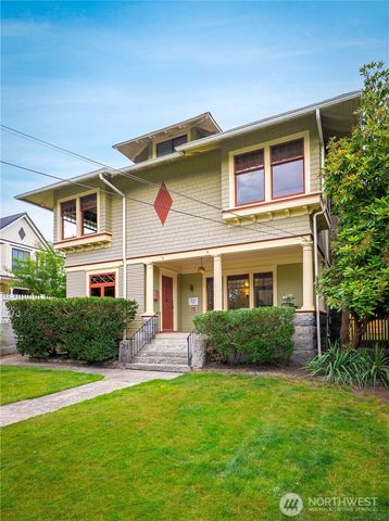 307 AVENUE C, Snohomish, WA 98290