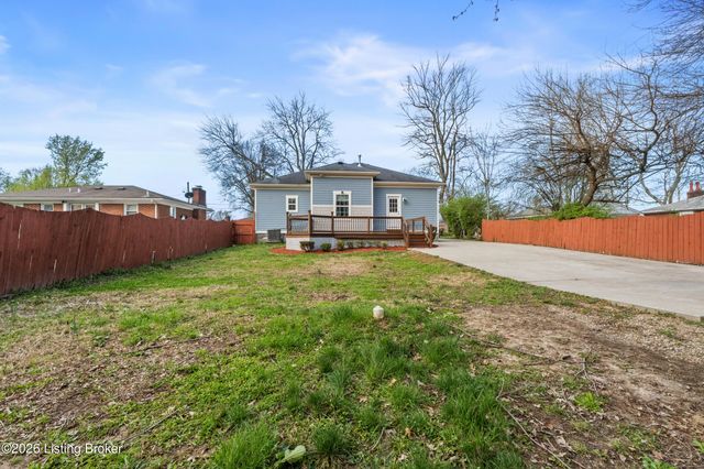 3231 Elane Dr, Louisville, KY 40216