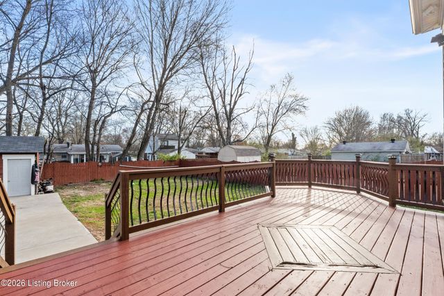 3231 Elane Dr, Louisville, KY 40216