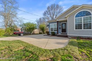 3231 Elane Dr, Louisville, KY 40216