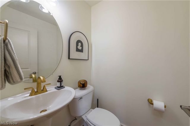1266 W 73rd Street, Cleveland, OH 44102