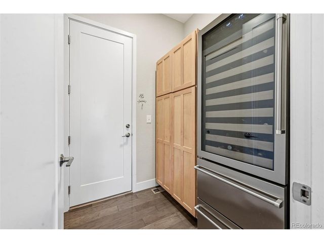 6106 W Keene Ave, Lakewood, CO 80235