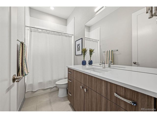 6106 W Keene Ave, Lakewood, CO 80235