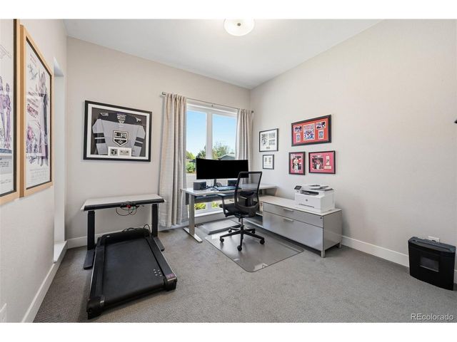 6106 W Keene Ave, Lakewood, CO 80235