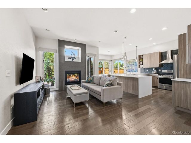 6106 W Keene Ave, Lakewood, CO 80235