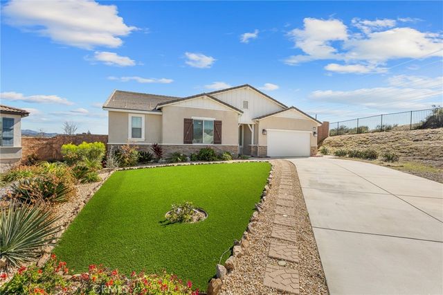 1500 Yucca Court, Calimesa, CA 92320