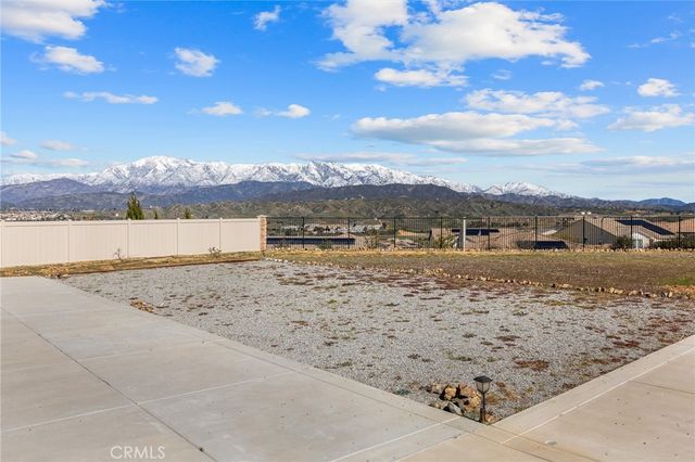 1500 Yucca Court, Calimesa, CA 92320