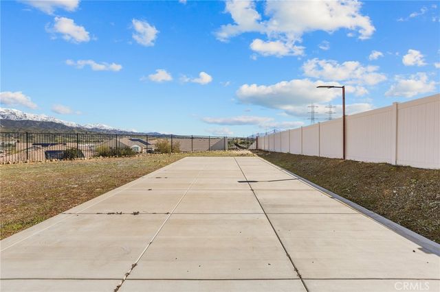 1500 Yucca Court, Calimesa, CA 92320