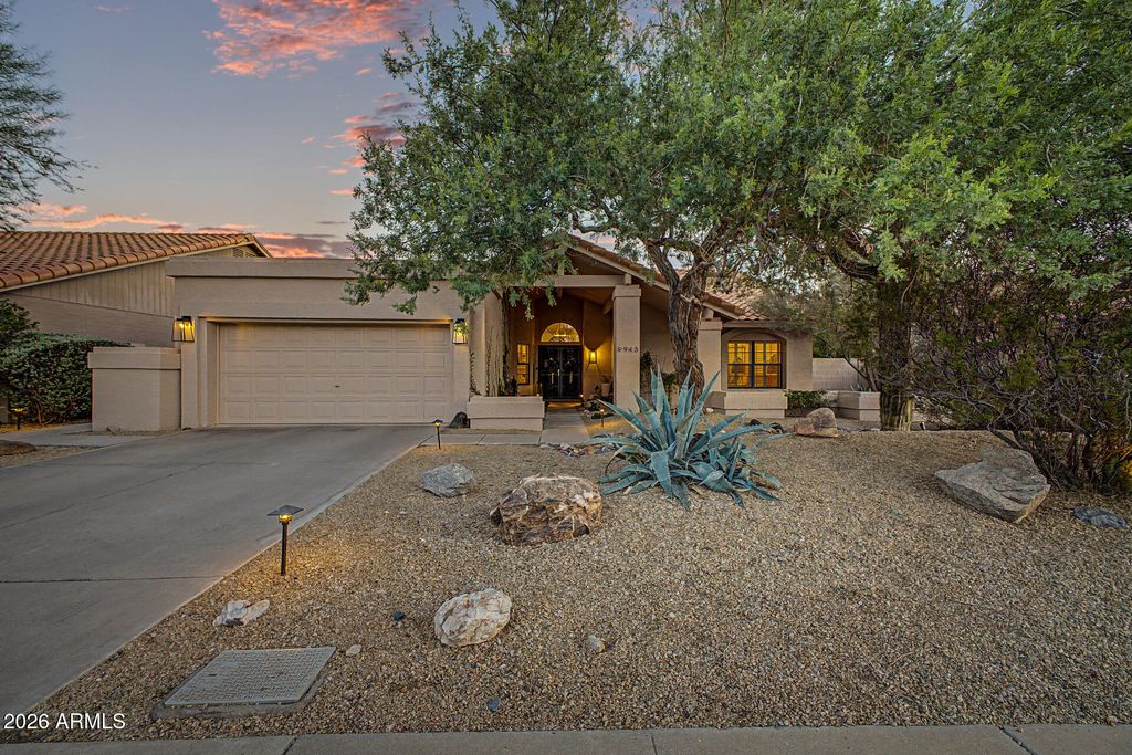 9943 E CAMINO DEL SANTO --, Scottsdale, AZ 85260