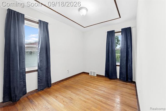1790 Riverbank Street, Lincoln Park, MI 48146