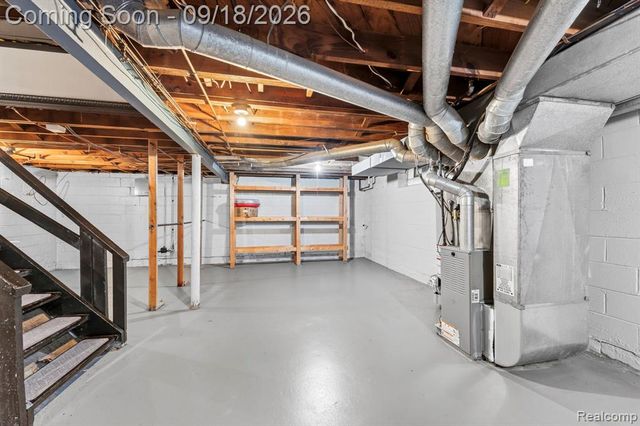 1790 Riverbank Street, Lincoln Park, MI 48146