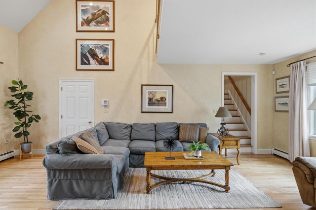 117 Castle Hill Road, Windham, NH 03087