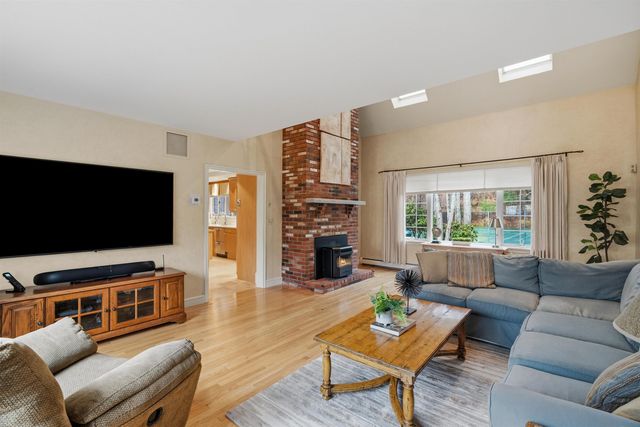 117 Castle Hill Road, Windham, NH 03087