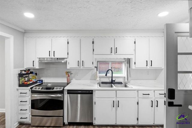 1280 Baker Drive, Macon, GA 31206