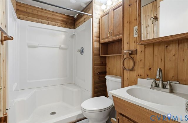 8421 Yolanda Rd, Henrico, VA 23229