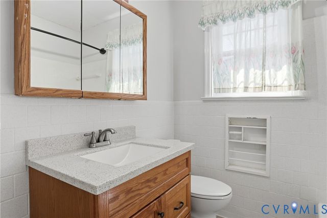 8421 Yolanda Rd, Henrico, VA 23229