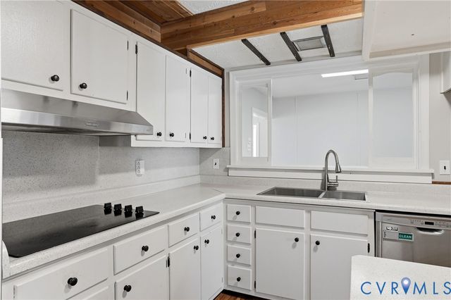 8421 Yolanda Rd, Henrico, VA 23229