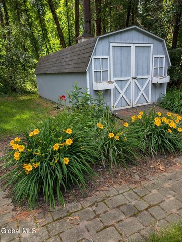 18 State Route 9P, Malta, NY 12020