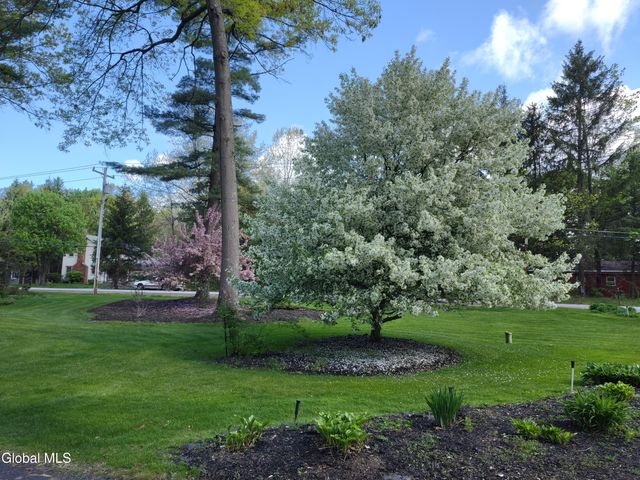 18 State Route 9P, Malta, NY 12020