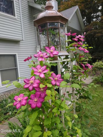 18 State Route 9P, Malta, NY 12020