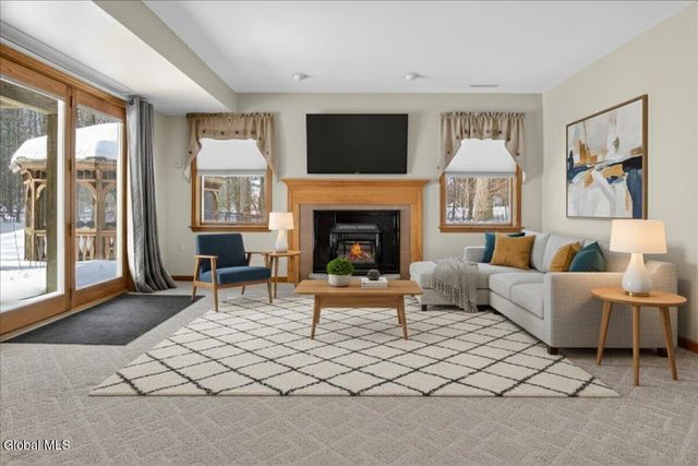 18 State Route 9P, Malta, NY 12020