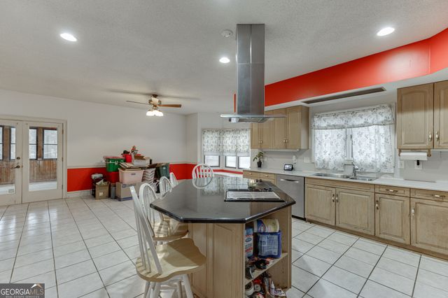 525 Cooper Road, Loganville, GA 30052