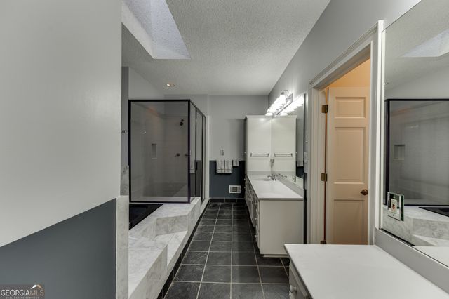 525 Cooper Road, Loganville, GA 30052