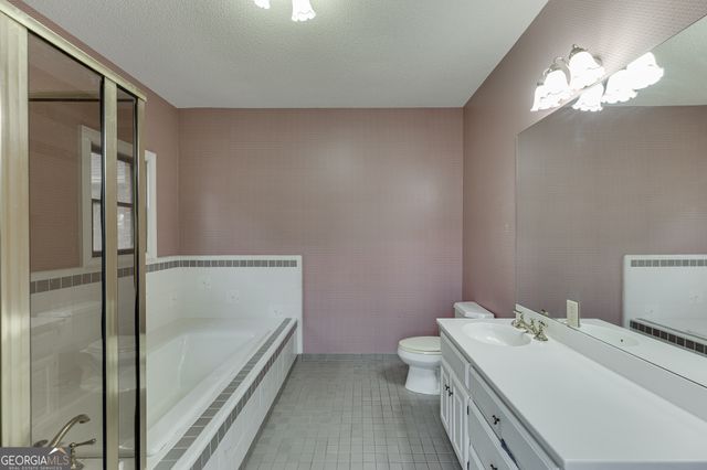 525 Cooper Road, Loganville, GA 30052