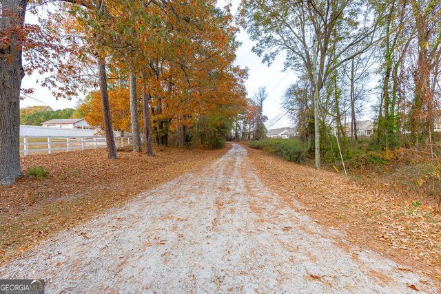 525 Cooper Road, Loganville, GA 30052