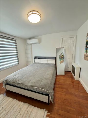 684 Dorothea Lane, Elmont, NY 11003