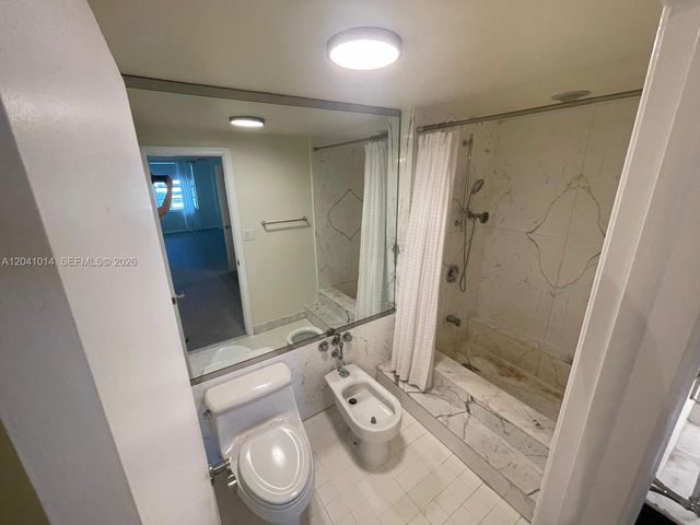155 Ocean Lane Drive 811, Key Biscayne, FL 33149