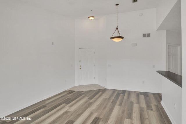 8227 LOBSTER BAY Court 303, Jacksonville, FL 32256