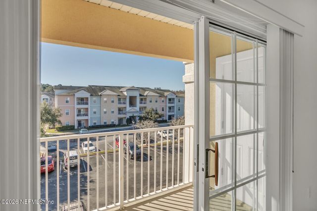 8227 LOBSTER BAY Court 303, Jacksonville, FL 32256