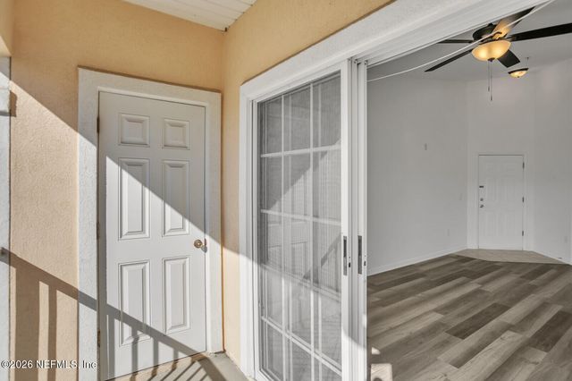 8227 LOBSTER BAY Court 303, Jacksonville, FL 32256