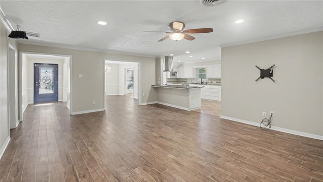 1431 Walnut Lane, Houston, TX 77339