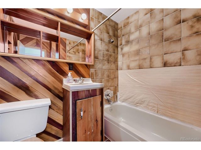 2032 Ridgewood Ln, Pueblo, CO 81005