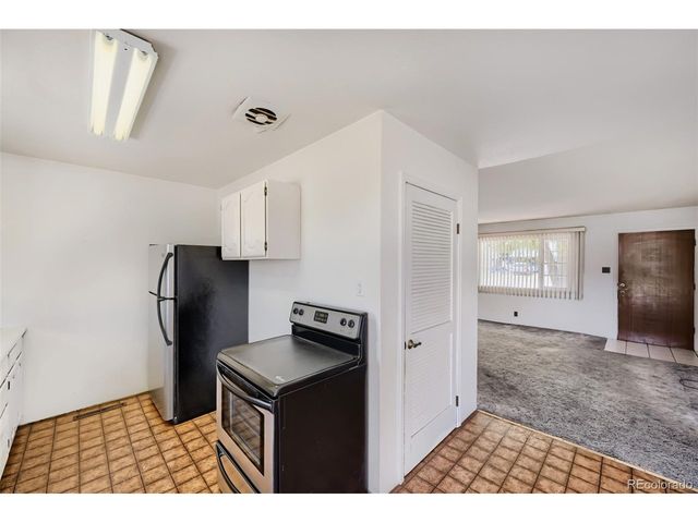 2032 Ridgewood Ln, Pueblo, CO 81005