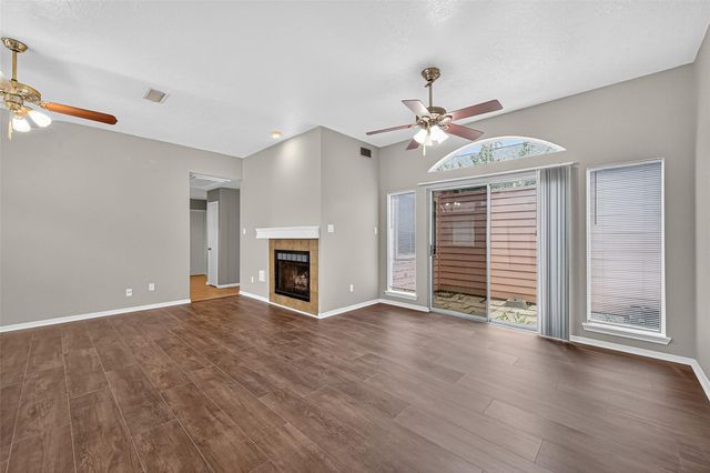 7772 Park Falls Drive, Houston, TX 77095