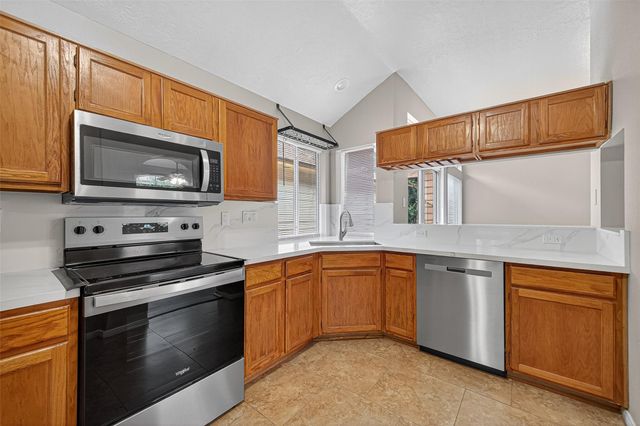 7772 Park Falls Drive, Houston, TX 77095