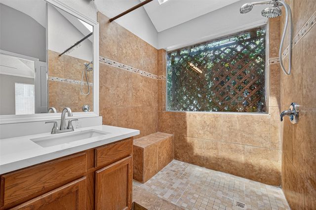 7772 Park Falls Drive, Houston, TX 77095