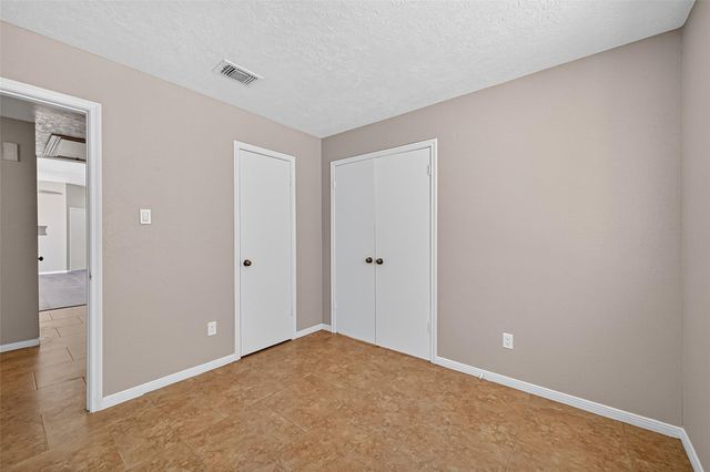 7772 Park Falls Drive, Houston, TX 77095