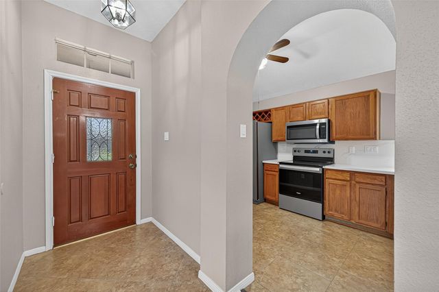 7772 Park Falls Drive, Houston, TX 77095