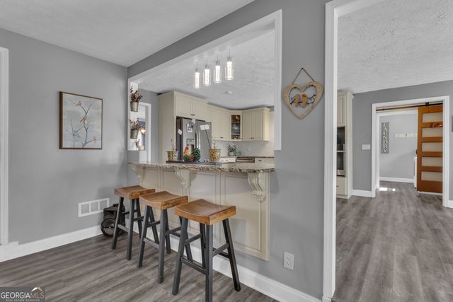 135 Anna Lane, Fayetteville, GA 30215