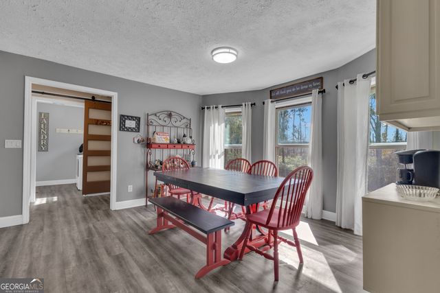 135 Anna Lane, Fayetteville, GA 30215