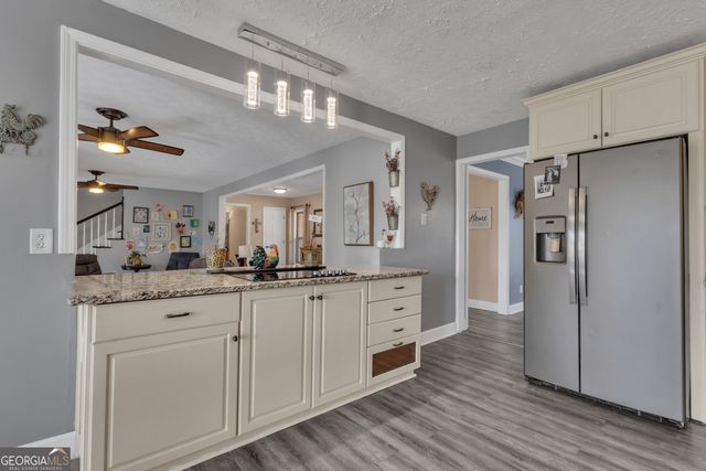 135 Anna Lane, Fayetteville, GA 30215