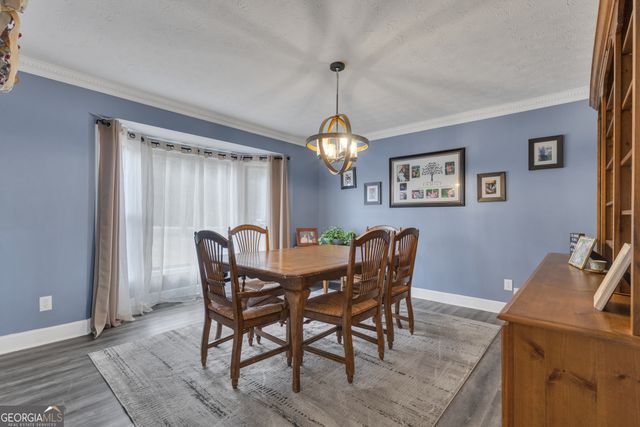 135 Anna Lane, Fayetteville, GA 30215