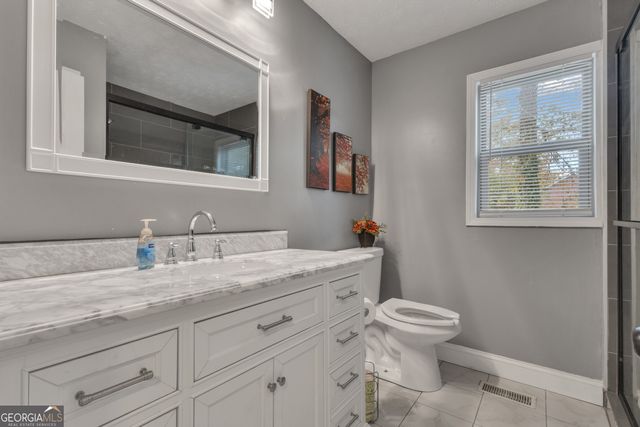 135 Anna Lane, Fayetteville, GA 30215